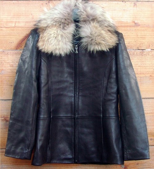 画像クリックで大きく確認できます　Click↓3: レザージャケット ナチュラルラクーンファー・シンサレート（レディース）/Leather Jacket with Raccoon Fur  