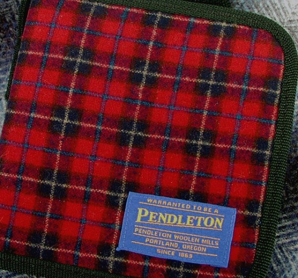 画像1: ペンドルトンＣＤケース（バーガンディ）/Pendleton CD Case 12Disc