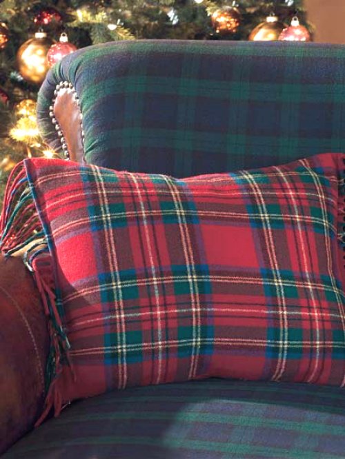 画像クリックで大きく確認できます　Click↓1: ペンドルトンフリンジ ピロー（Royal Stewart Tartan）/Pendleton Toss Pillows