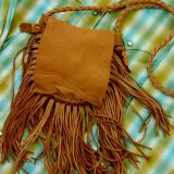 ディアスキン フリンジ ショルダーバッグ（サドル）/Deerskin Fringe Shoulder Bag(Saddle)