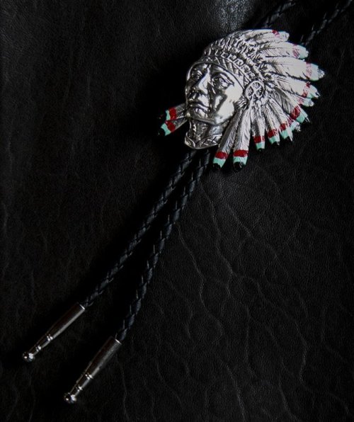 画像クリックで大きく確認できます　Click↓2: ウォーボンネット インディアン ボロタイ/Western Bolo Tie