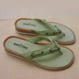 ミネトンカ ソフトスエードサンダル（セロリ/レディース）/Ｍinnetonka Mesa Thong（Celery/Women)