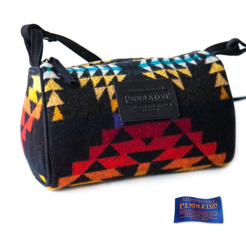 画像クリックで大きく確認できます　Click↓1: ペンドルトン トラベル キット バッグ・ドップ バッグ（ブラック・レッド・イエロー）/Pendleton Travel Kit Dopp Bag With Strap