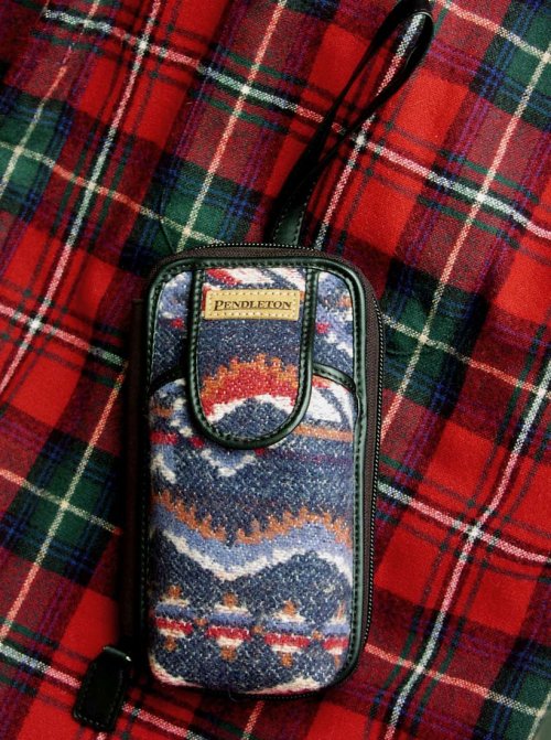 画像クリックで大きく確認できます　Click↓1: ペンドルトン ポーチ・ワレット（デニム）/Pendleton Wallet