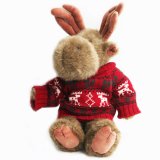 赤いセーターを着たムースのぬいぐるみ/Stuffed Animal of Moose