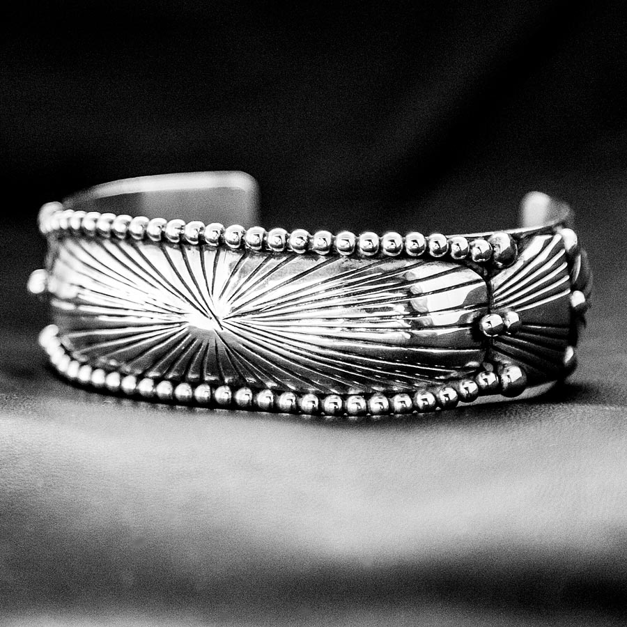 アメリカインディアン ナバホ族 スターリングシルバー ハンドメイド ブレスレット/Navajo Sterling Silver Bracelet シルバーターコイズアクセサリー アメリカインディアン ナバホ族 スターリングシルバー ハンドメイド ブレスレット/Navajo Sterling Silver Bracelet シルバーターコイズアクセサリー