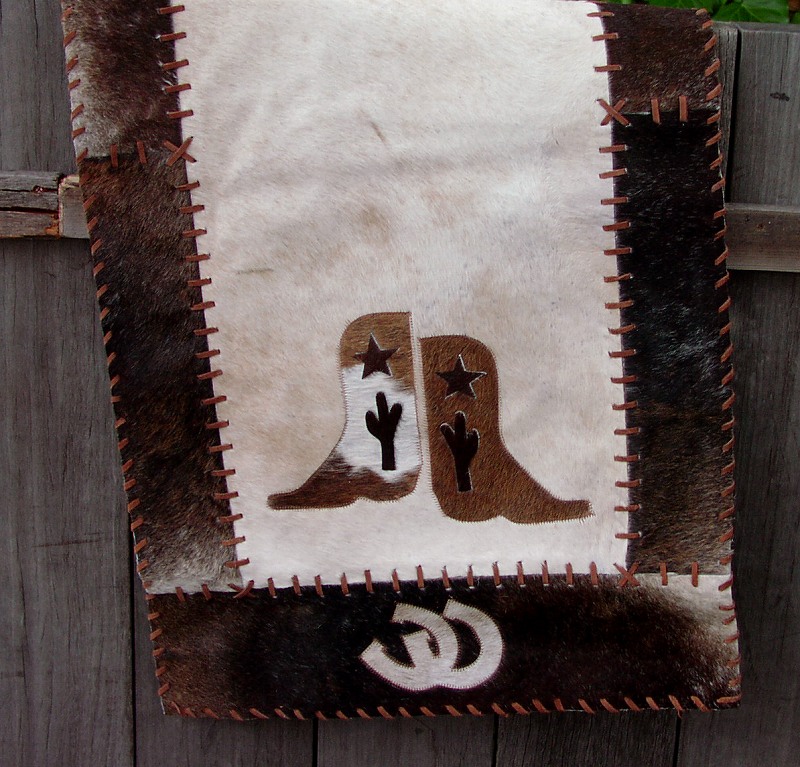 画像: 牛毛皮 ウエスタン ラグ（カウボーイブーツ）/Cowhide Western Boot Rug