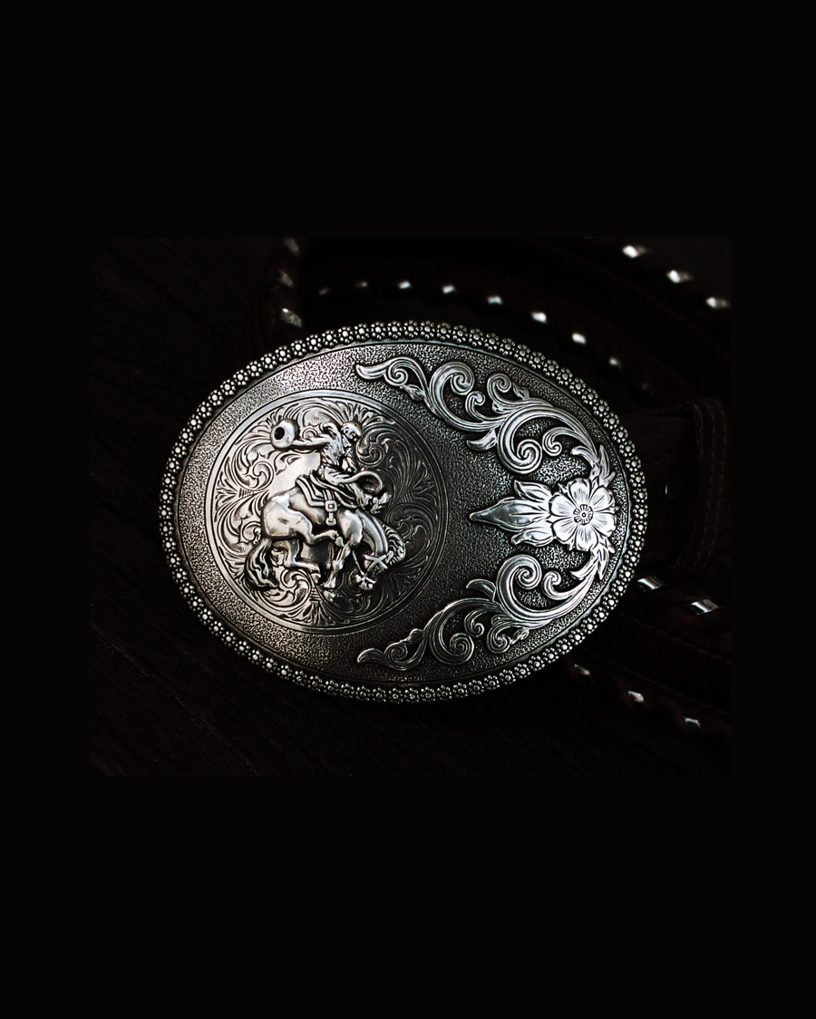 画像: ノコナ サドルブロンコ ウエスタン ベルト バックル（シルバー）/Nocona Saddle Bronc Belt Buckle(Silver)