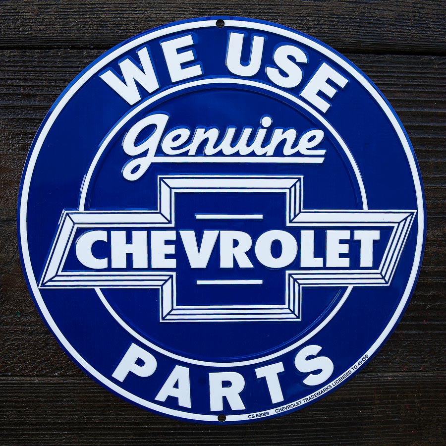 画像1: ゼネラルモーターズ シボレー メタルサイン（ブルー）/GM General Motors Company Chevrolet Metal Sign WE USE Genuine CHEVROLET PARTS